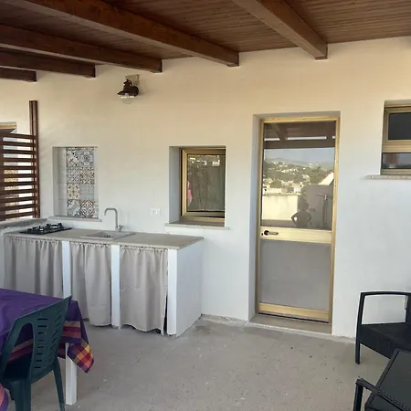 Con Terrazzino 4*